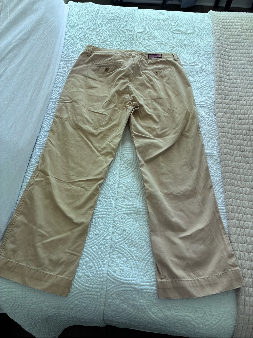 Vineyard Vines- Classic Men’s Khaki Pants - Comfortable Everyday Chinos - Picture 3 of 3